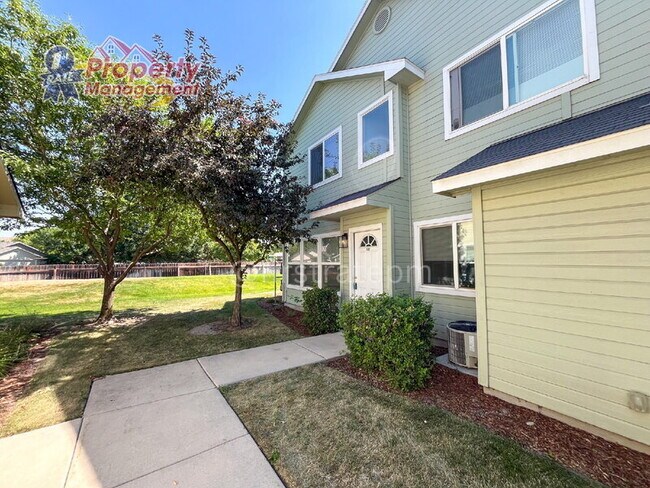 Building Photo - 5940 W Port Pl