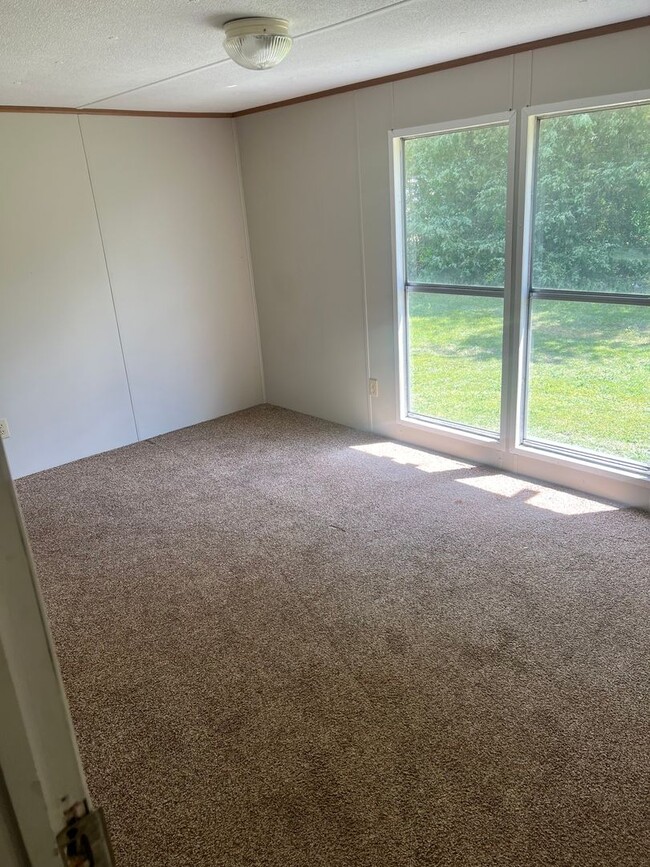 Building Photo - 3 bedrooms, Wagener, $950, 803-537-0185