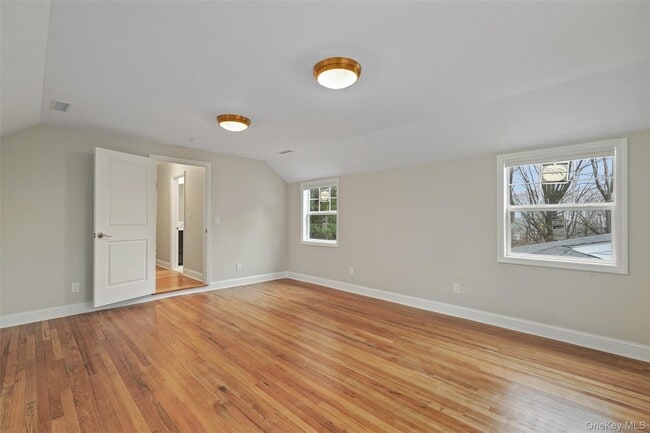 Building Photo - 790 Hardscrabble Rd