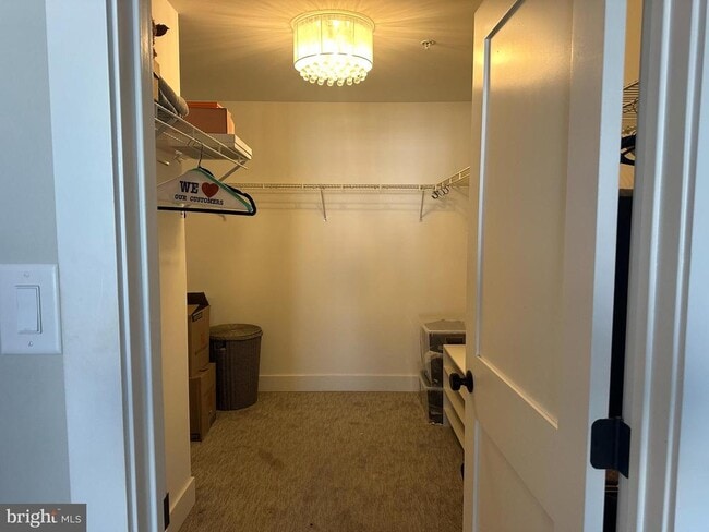 Building Photo - 9 Wagon Wheel Rd