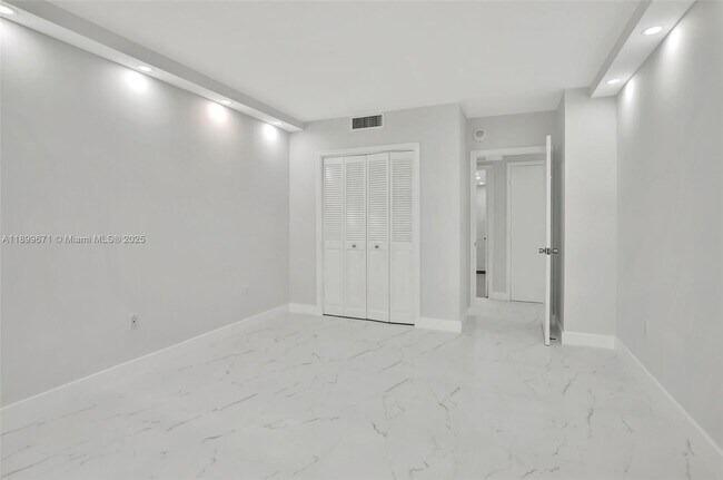 Building Photo - 9801 Collins Ave