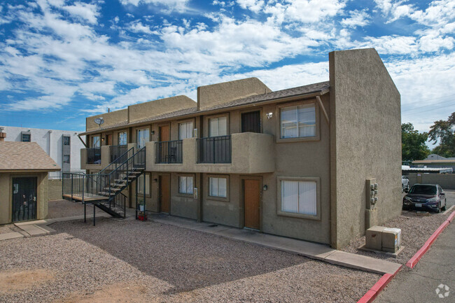 Building Photo - Casita Robles Apartments