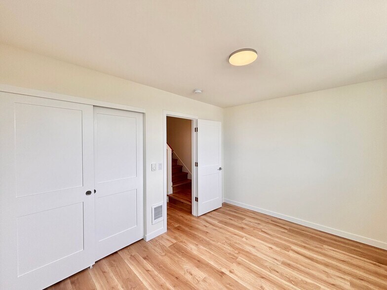 Building Photo - 3646 13th Ave W