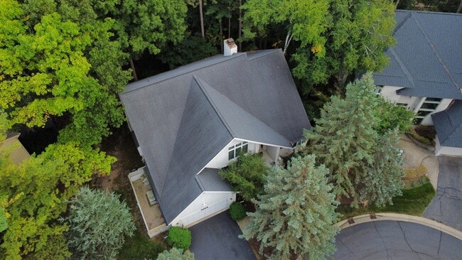 Building Photo - 6289 Lindsay Ct
