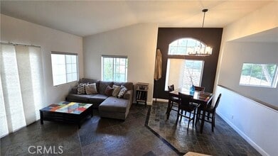 Building Photo - 7706 E Viewrim Dr