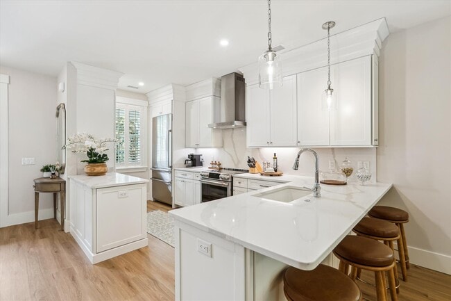 Building Photo - 225 Halyard Dr