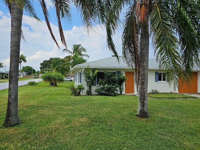 Building Photo - Beautiful duplex in the heart of Boynton Beach