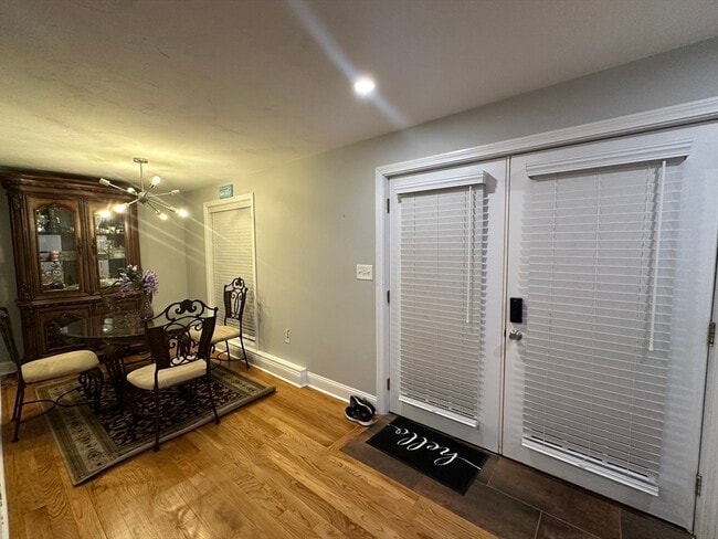 Building Photo - 20 State Park