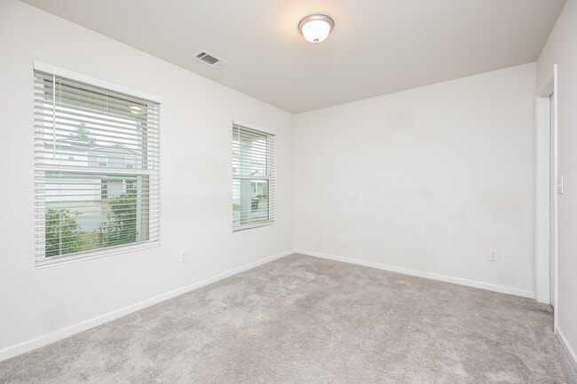 Building Photo - 506 Springtime Ln