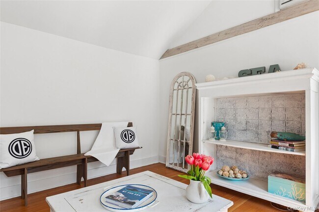 Building Photo - 3 Lincoln St