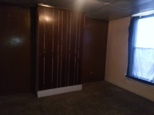 Building Photo - 516 Walnut Ave