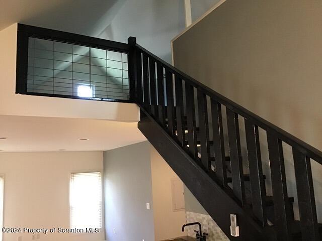 Building Photo - 295 Dundaff St