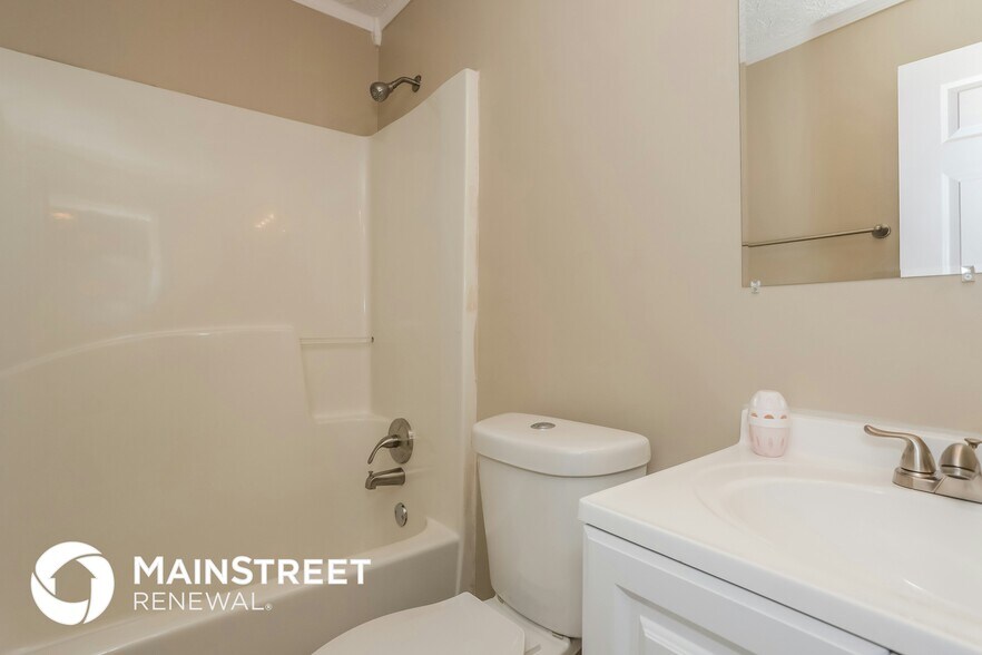 Building Photo - 1206 Ling Way