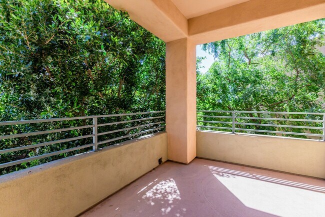 Building Photo - 7601 E Roosevelt St