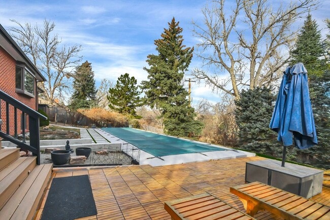 Building Photo - Amazing Backyard Oasis in Applewood - Available Soon - Schedule a tour TOAY!!