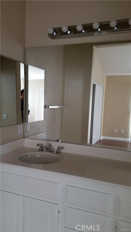 Building Photo - 15272 Sunray Ct