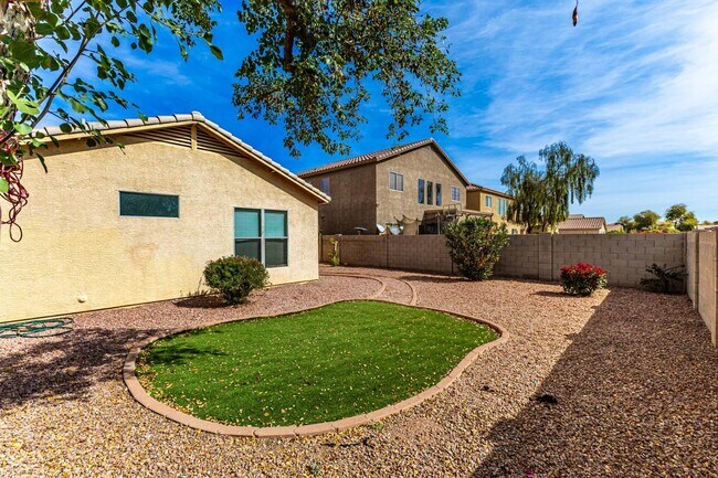 Building Photo - 4511 W T Ryan Ln