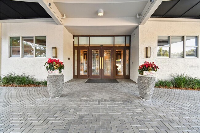 Building Photo - 2611 Bayshore Blvd