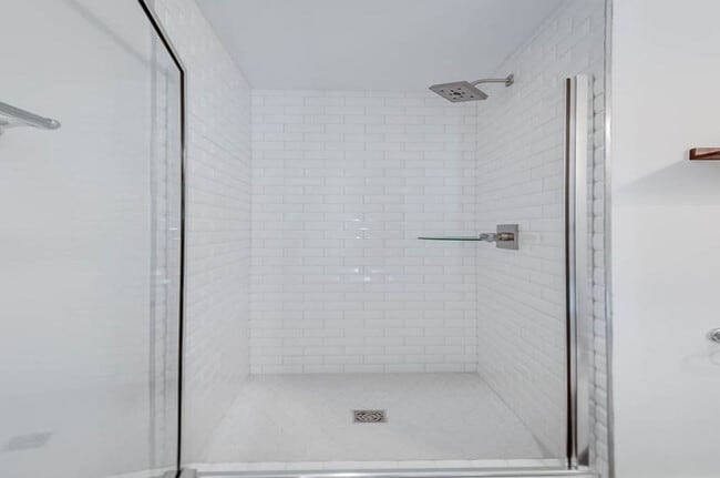 Building Photo - 808 Vibe Pl