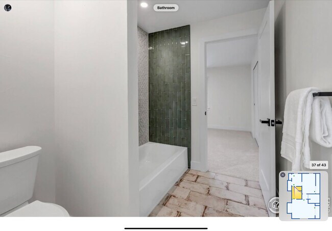 Building Photo - 2357 Grove St