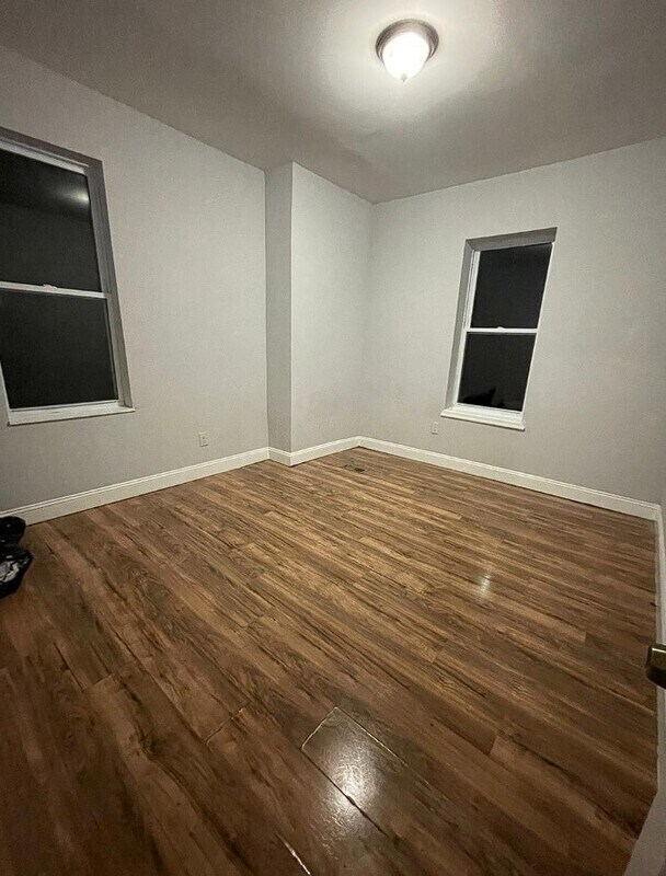 Building Photo - 628 N 55th St