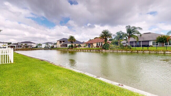 Building Photo - 4786 Yacht Ct