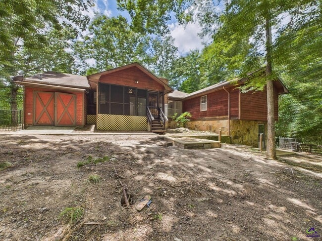 Building Photo - 1167 Roundtable Ln