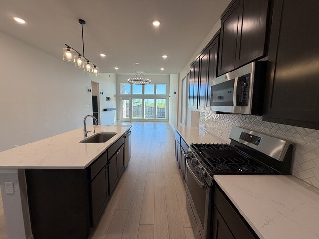 Building Photo - 368 Mallorn Ln