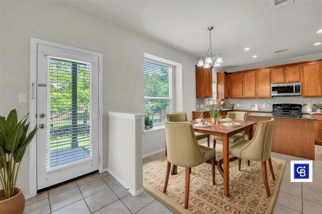 Building Photo - 8609 Rock Pigeon Dr