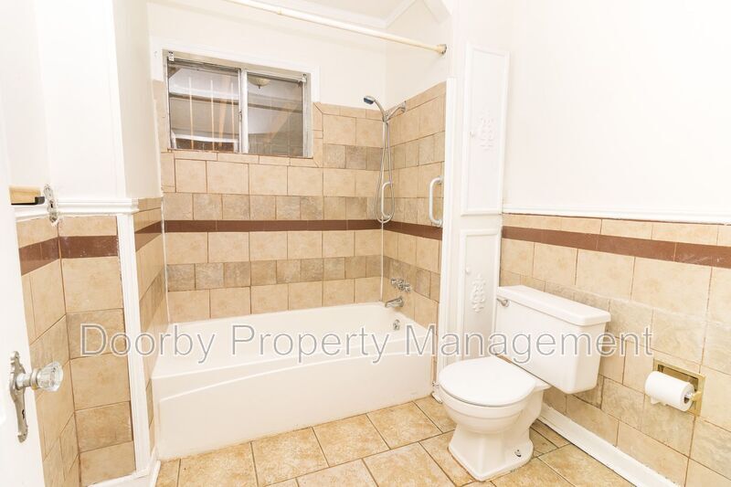 Building Photo - 356 Derby Cir