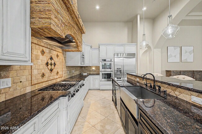 Building Photo - 14598 E Corrine Dr