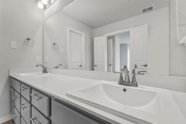 Building Photo - 2813 Appaloosa Ln