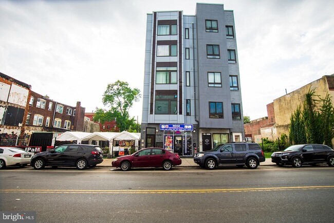 Building Photo - 1634 Ridge Ave