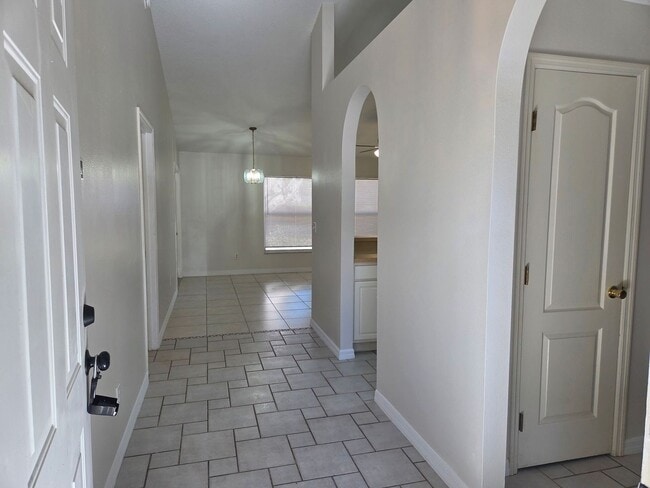 Building Photo - 2/2 Villa in Clermont