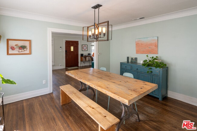 Building Photo - 5742 6th Ave