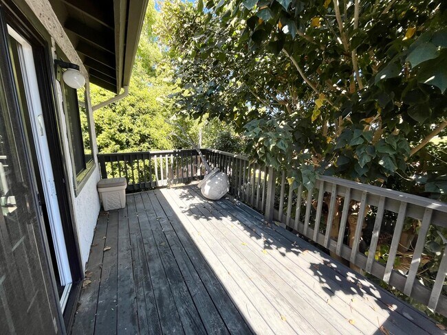 Building Photo - 4925 Regla Ct