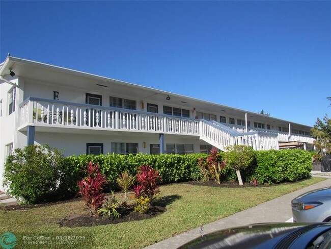 Building Photo - 93 Tilford S