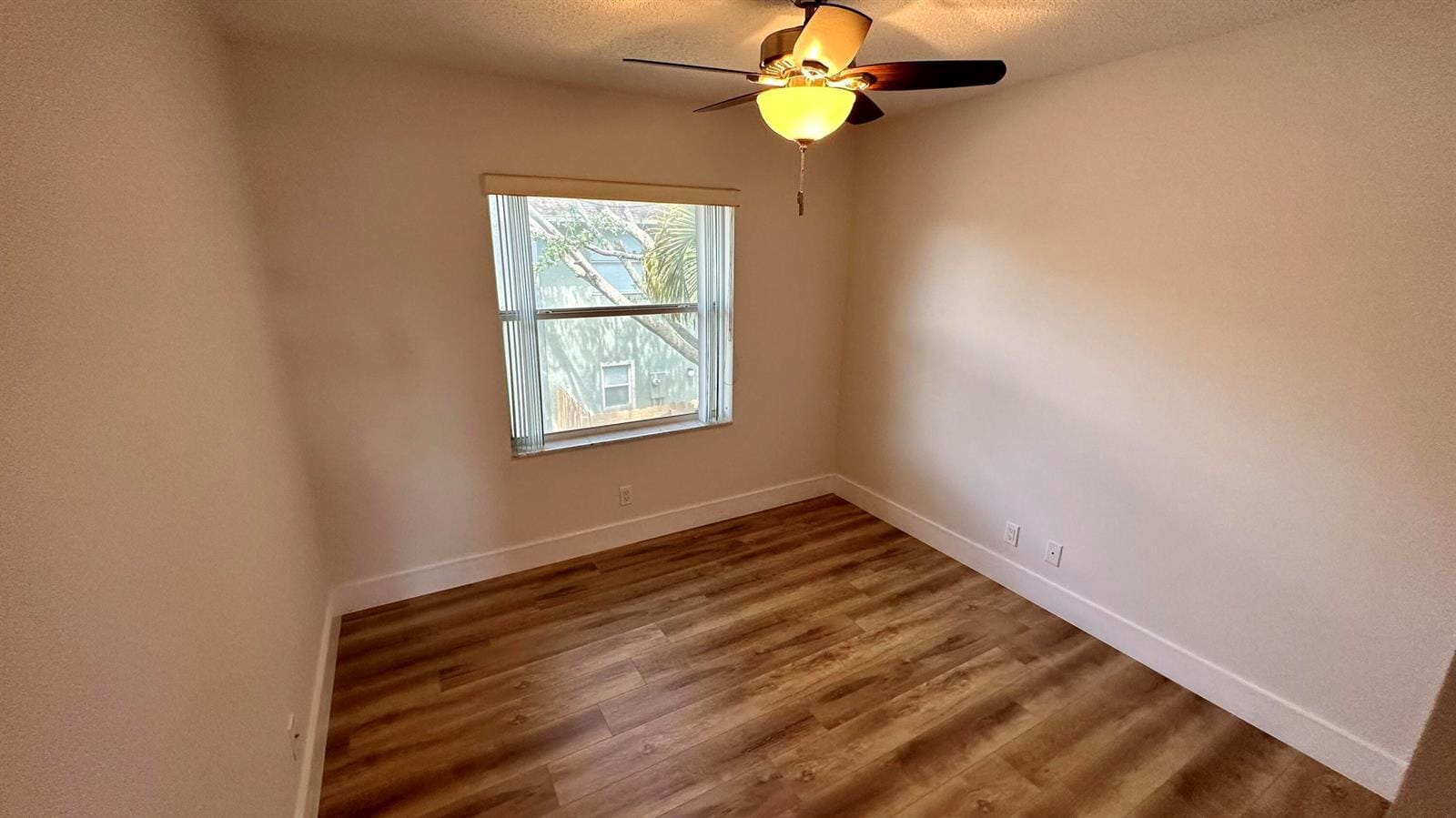 Building Photo - 1631 Cypress Way E