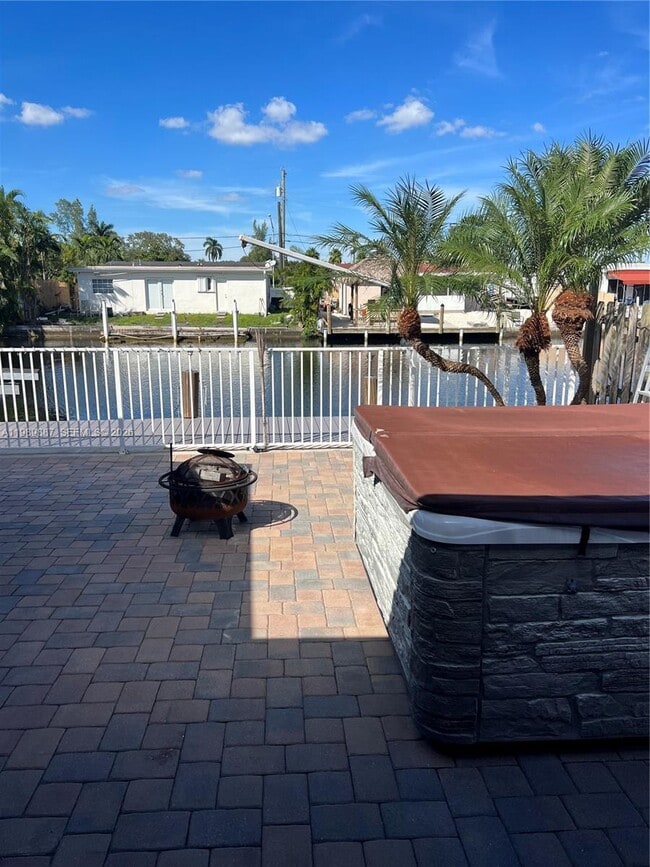 Building Photo - 2713 Sherman St