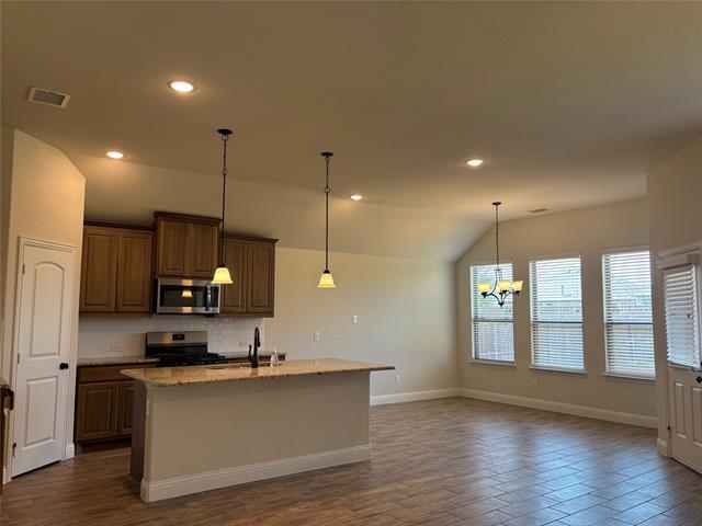 Building Photo - 2901 Pronghorn Dr
