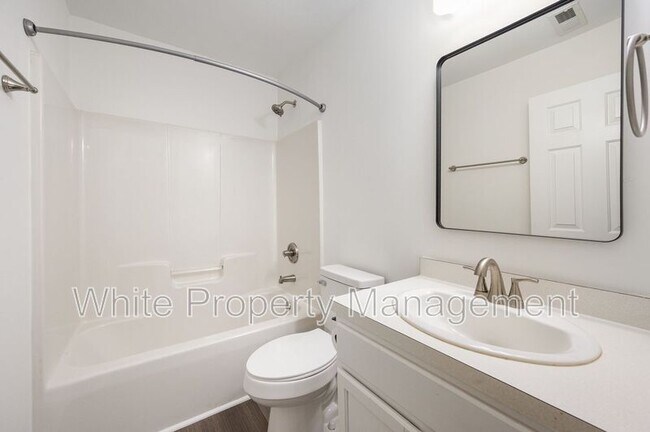 Building Photo - 2132 Gambrel Way
