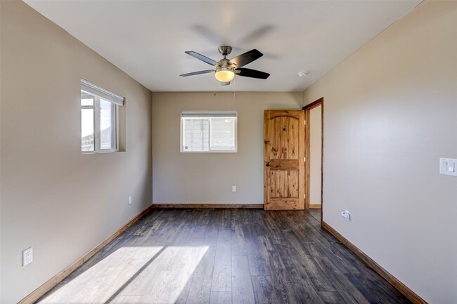 Building Photo - Newly Remodeled 2 Bed, 1 Bath + a Den  Home at The Base of Thumb Butte!