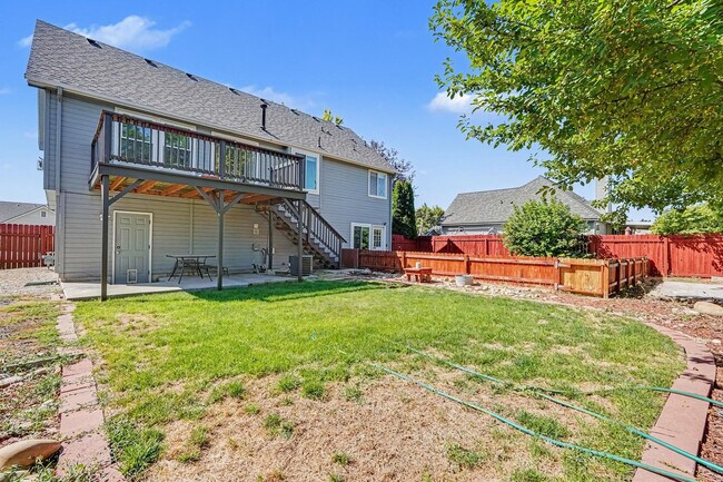 Building Photo - 7400 Newbrook Dr