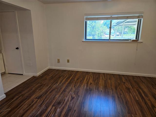 Building Photo - 1712 Syracuse Dr
