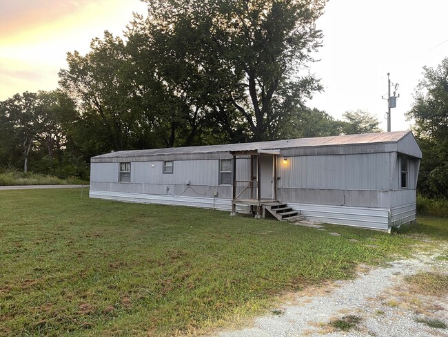 Primary Photo - Country Living- 2 Bedroom 2 Bath Mobile Home