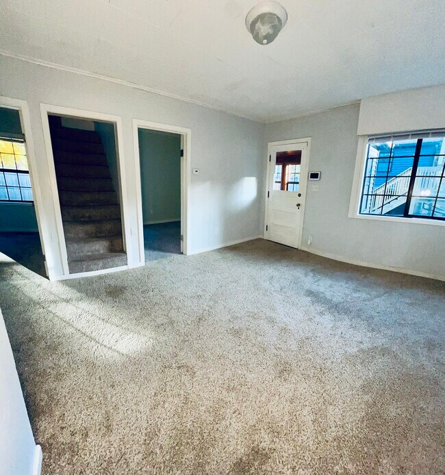 Building Photo - 1411 Portland Ave