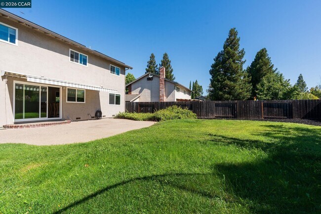 Building Photo - 1359 Shade Oak Ln
