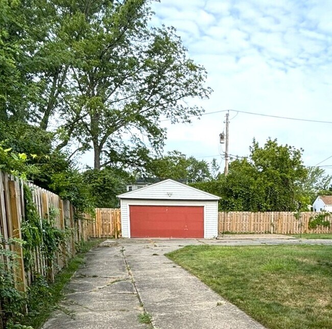 Building Photo - 3 BR 2Bath in Berea