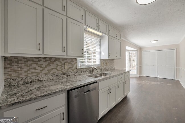 Building Photo - 3502 Wilderness Dr