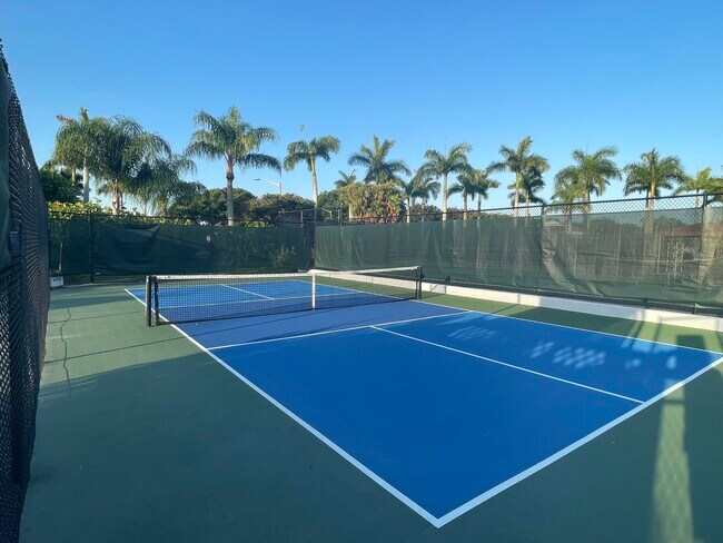 Building Photo - 7936 Laina Ln